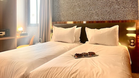 Standard Twin Room | Premium bedding, in-room safe, individually decorated, desk