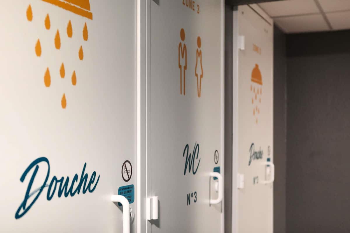 Literie de qualité supérieure, décoration personnalisée