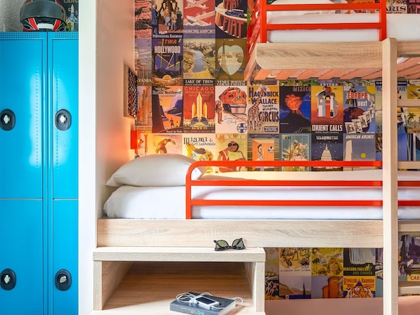 Family Room, Multiple Beds | Free rollaway beds, free WiFi, bed sheets