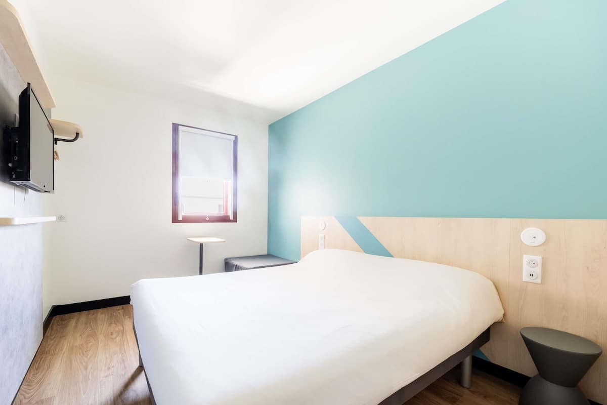 Double Room, 1 Double Bed | Desk, soundproofing, free WiFi