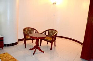 Chambre Deluxe double, vue sur la ville | Commodité de la chambre