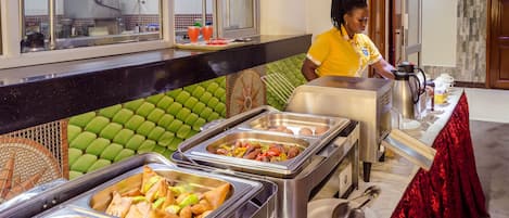 Colazione a buffet inclusa, servita tutte le mattine