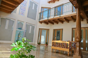 Biancheria da letto di alta qualità, una cassaforte in camera