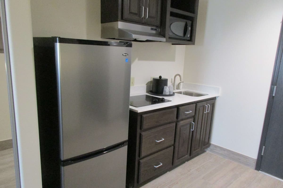 Fridge, microwave, coffee/tea maker
