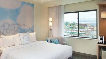 Escritorio y espacio para trabajar con laptop