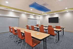 Meeting facility - Holiday Inn Express & Suites Uniontown by IHG (Uniontown)