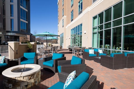 Hilton Garden Inn Asheville Downtown - Image 4