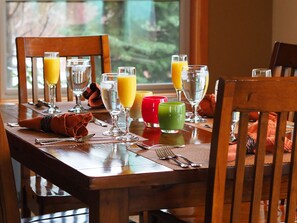 Desayuno completo incluido todos los días