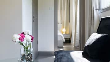 Apartment, 1 Bedroom, City View | Ruang tamu | TV skrin rata