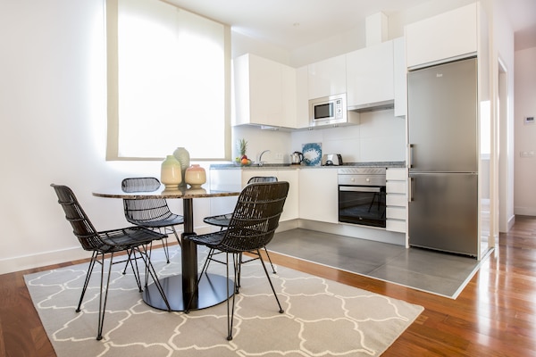 Standard Apartment, 2 Bedrooms | Private kitchen | Full-size fridge, microwave, oven, stovetop