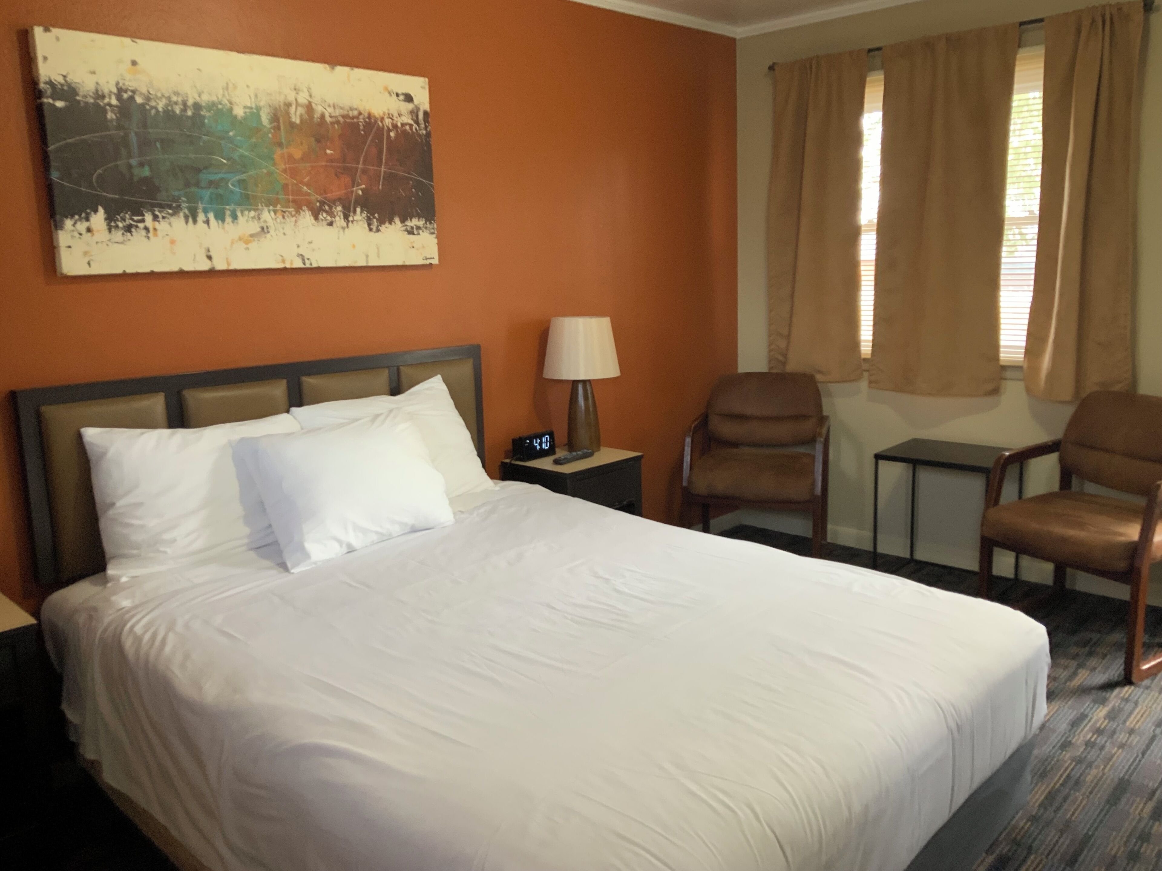 أغطية فراش متميزة وبديكورات فريدة لكل غرفة وطراز فريد لكل وحدة ومكتب