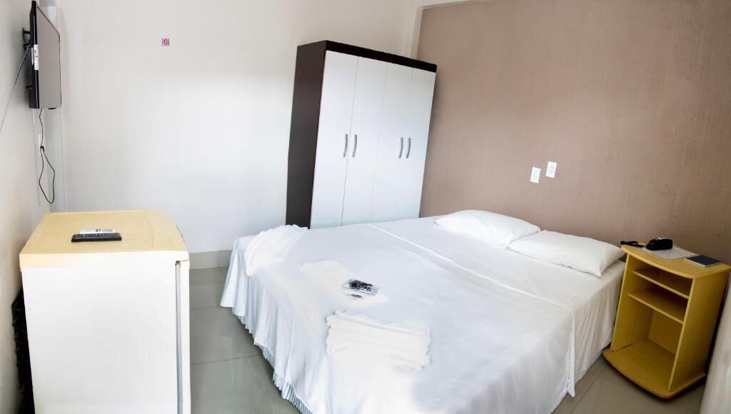 Frigobar, cofres nos quartos, Wi-Fi de cortesia, roupa de cama