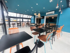 Daily buffet breakfast (EUR 9.90 per person)