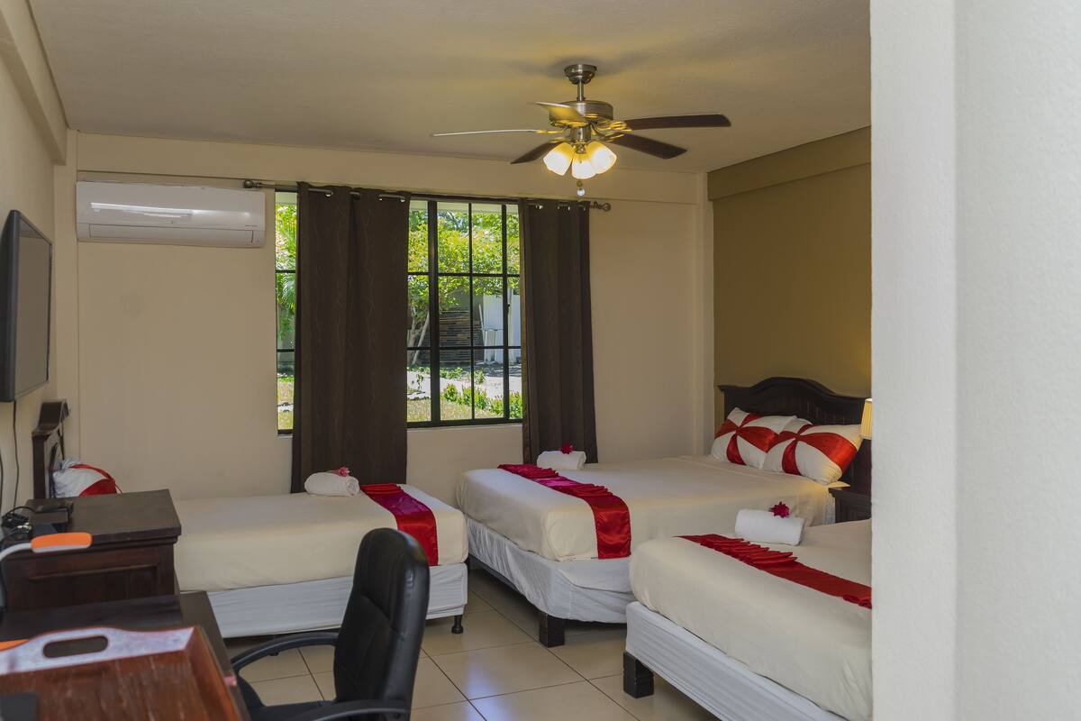 Standard Triple Room | In-room safe, desk, soundproofing, iron/ironing board