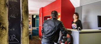 hotelF1 Lille Métropole (Métro Mons Sarts)