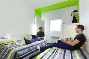 Room (Duo) | Free WiFi, bed sheets