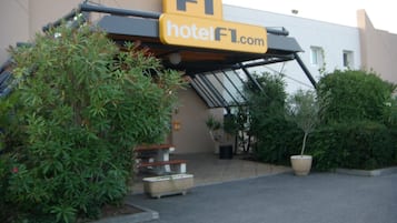 EntrĂ©e de lâhĂ©bergement