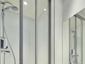 Room, 1 Double Bed, Private Bathroom (Cabrio)