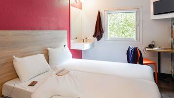 Habitación, 2 camas individuales (Side Car) | Cunas gratuitas, wifi gratis, ropa de cama