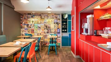 Daily buffet breakfast (EUR 5.90 per person)