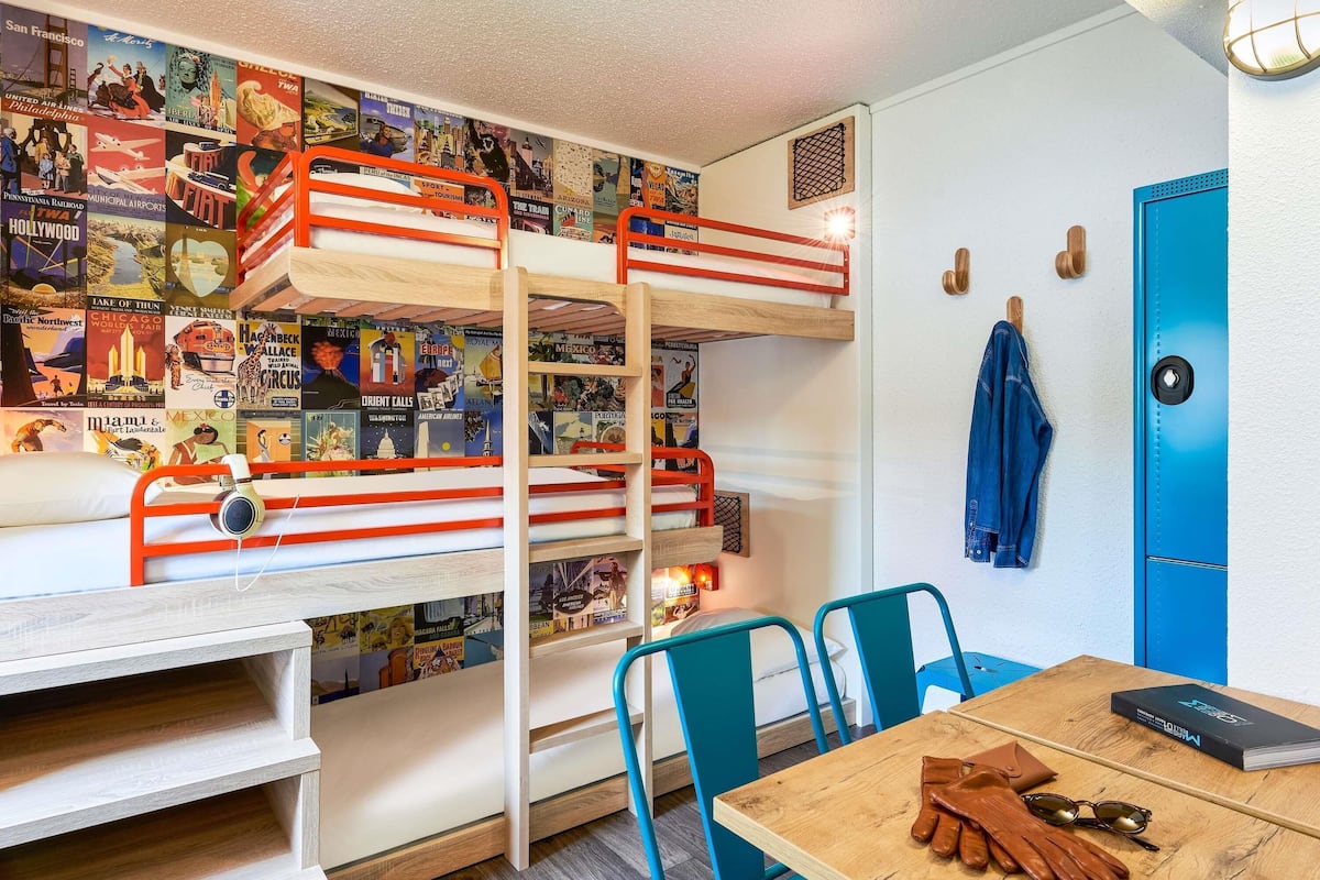 Habitación, varias camas | Wifi gratis y ropa de cama