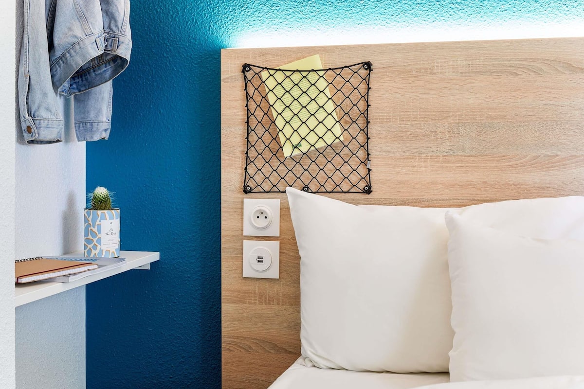 tandem room for 2 travelers maximum - les basiques #ontheroad | free wifi