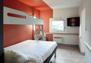 Standard Triple Room, Mobility Accessible, Non Smoking