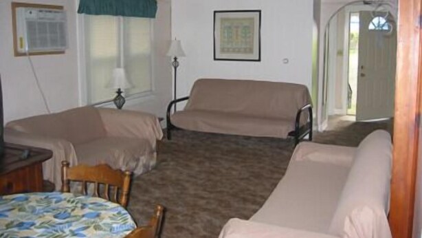 Unclassified image, 1 of 9, button - Summer Haven Resort (Monticello)