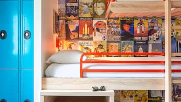Blackout drapes, soundproofing, free WiFi, bed sheets