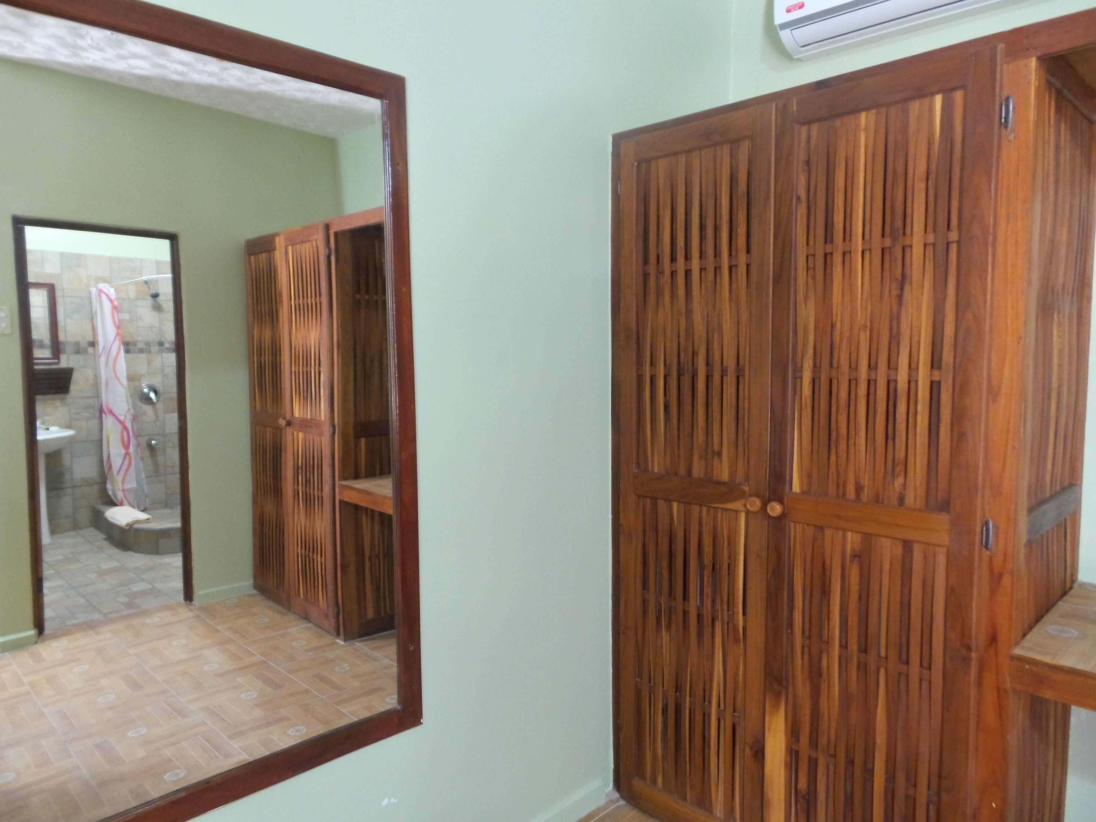 superior room, garden area | room amenity