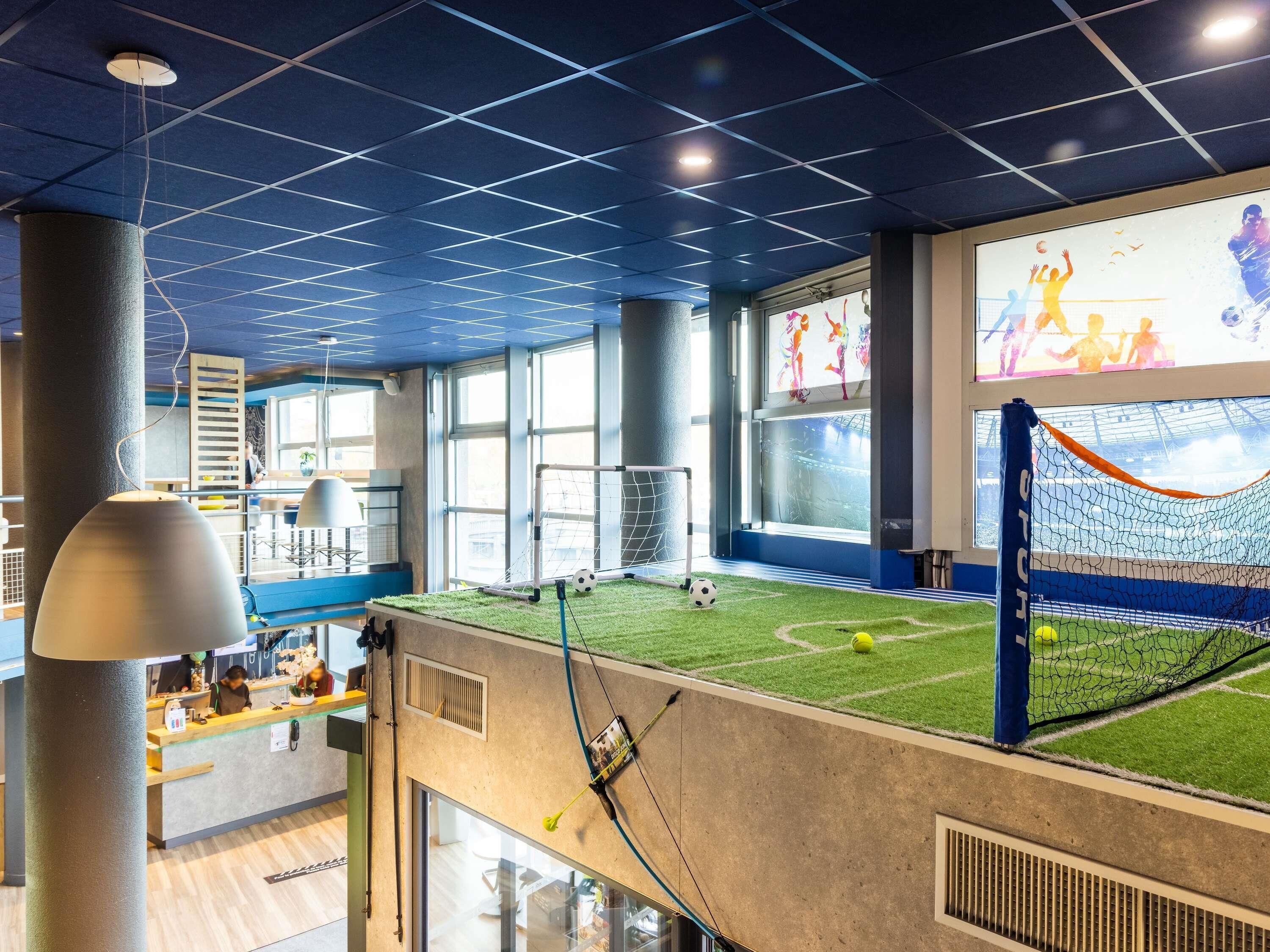 Desayuno buffet todos los días (EUR 10.90 por persona) 