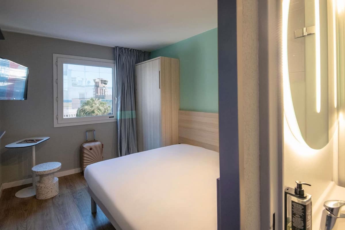 Standard Room, 1 Double Bed