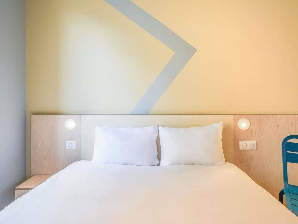 Double Room | Desk, soundproofing, free cribs/infant beds, free WiFi