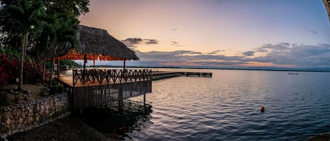 Dock