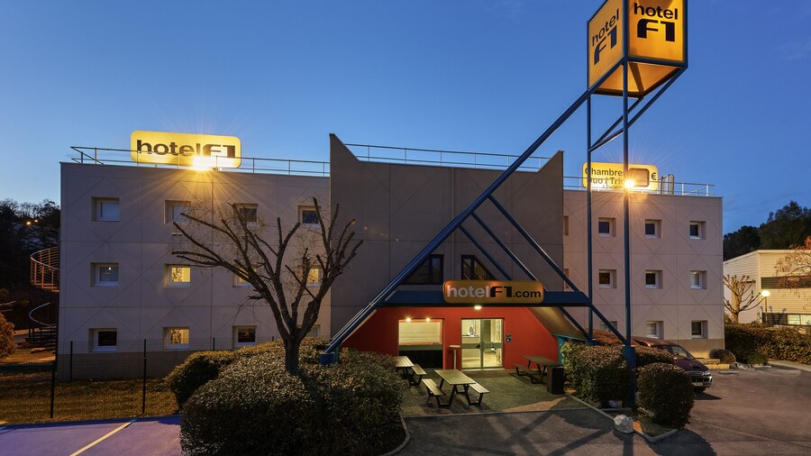 hotelF1 Nice Villeneuve-Loubet