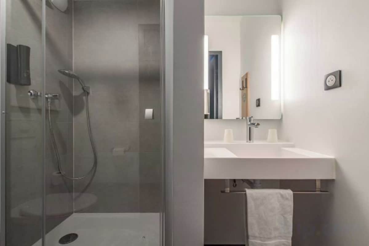 Bathroom | Shower, eco-friendly toiletries, towels