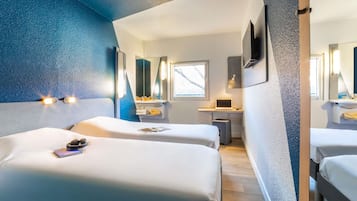 Skrivbord, ljudisolering, gratis wi-fi och sängkläder