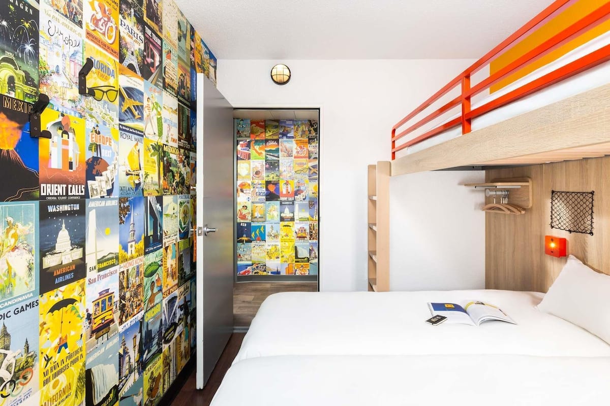 Chambre, 3 lits une place (#Ontheroad Basics) | Wi-Fi gratuit, draps fournis