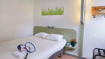 Bureau, chambres insonorisées, Wi-Fi gratuit, draps fournis