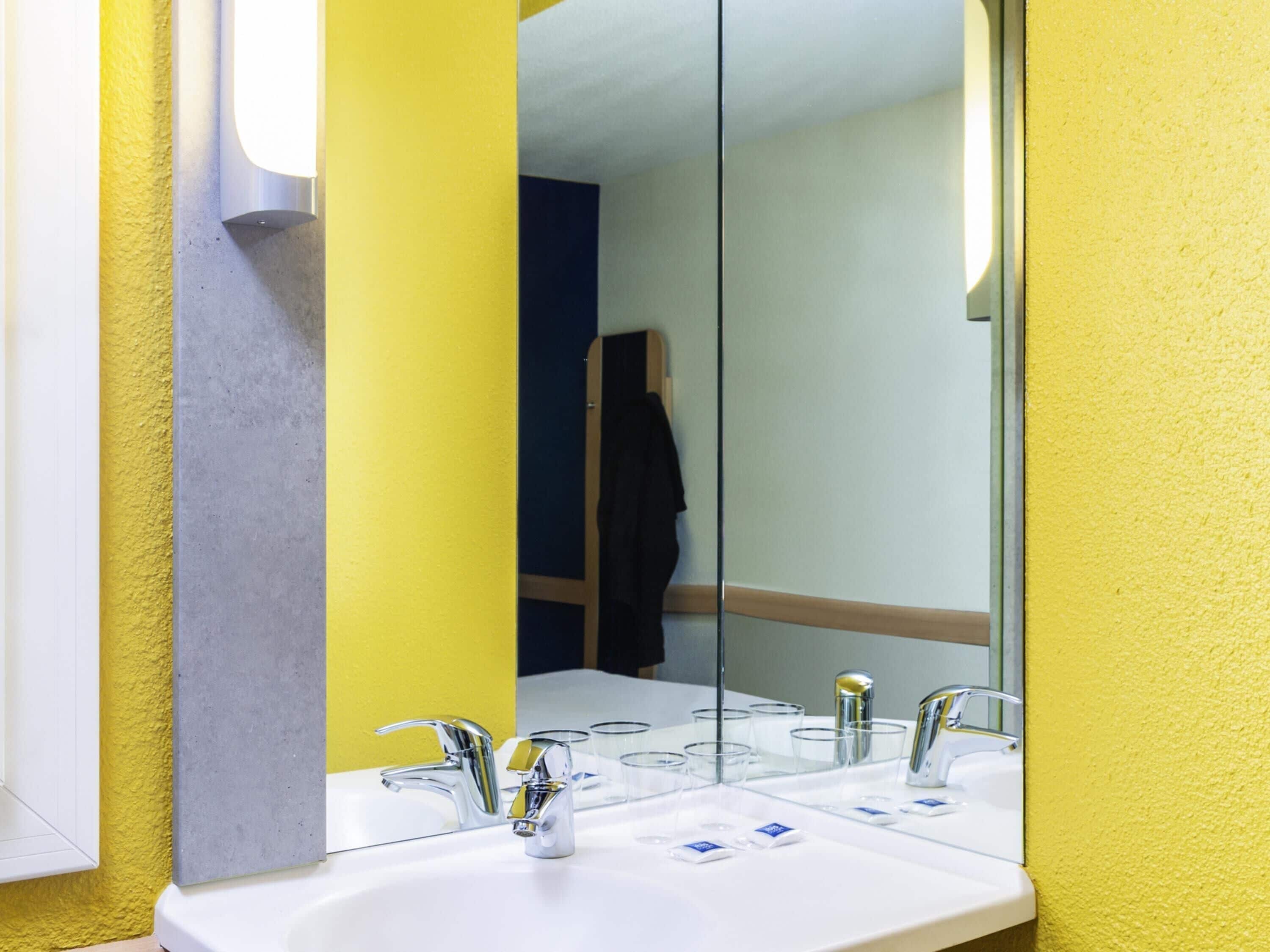 Dreibettzimmer, Mehrere Betten