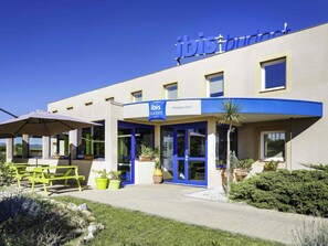 Exterior - Ibis Budget Perpignan Nord Rivesaltes (Rivesaltes)