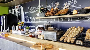 Daily buffet breakfast (EUR 8.9 per person)