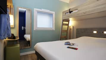 Triple Room, Multiple Beds