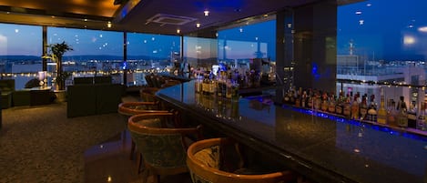 Bar (en el alojamiento)