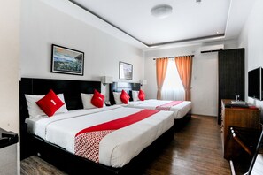 Schreibtisch, kostenloses WLAN, Bettwäsche