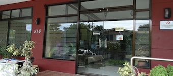 RueMango Apartelle and Suites