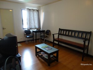 Familien-Suite | Wohnbereich | Flachbildfernseher