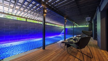 Piscine couverte