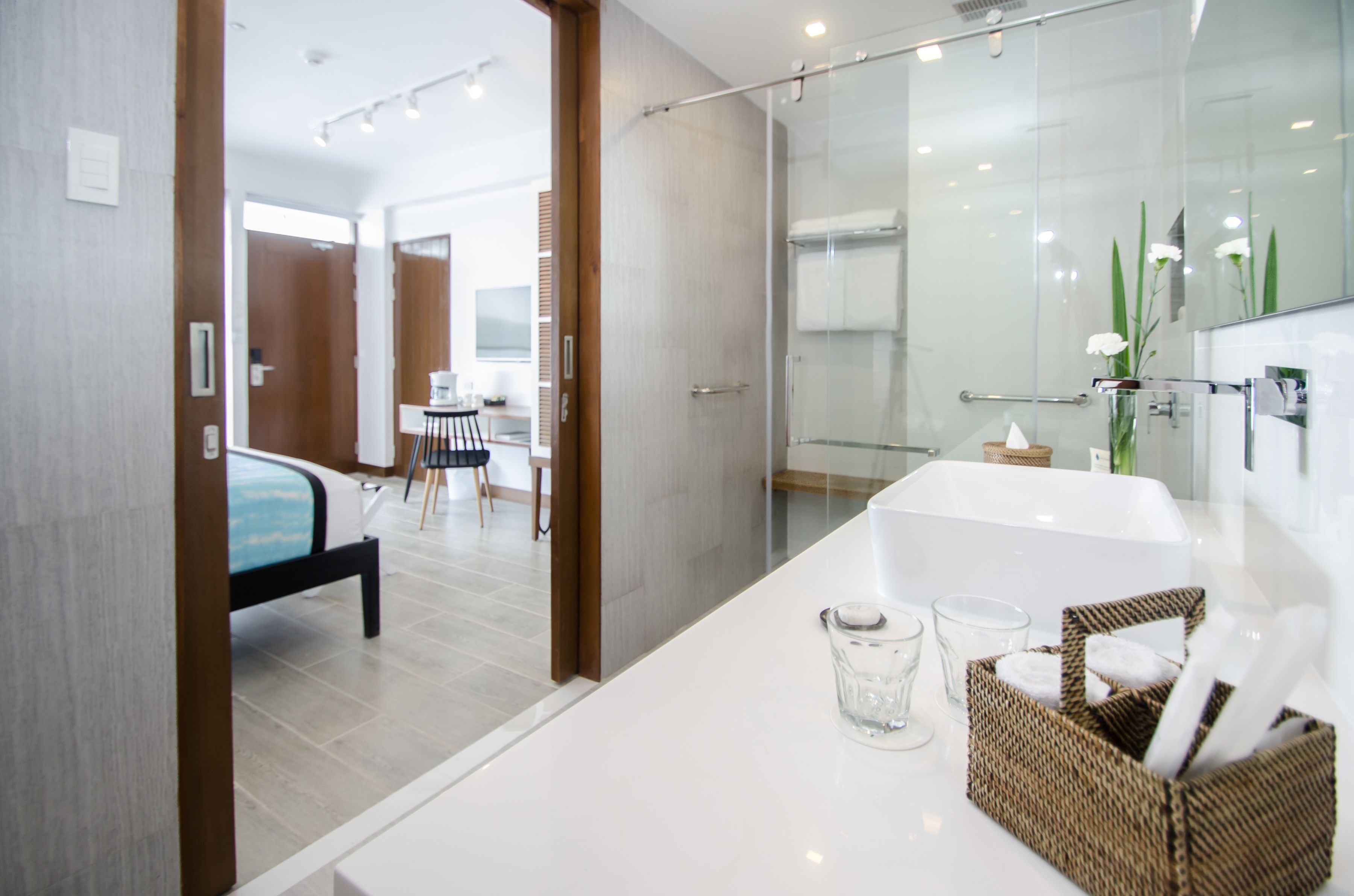 premier room | bathroom | shower, rainfall showerhead, free toiletries, hair dryer