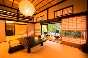 In-room dining - Ito Ryokuyu (Ito)